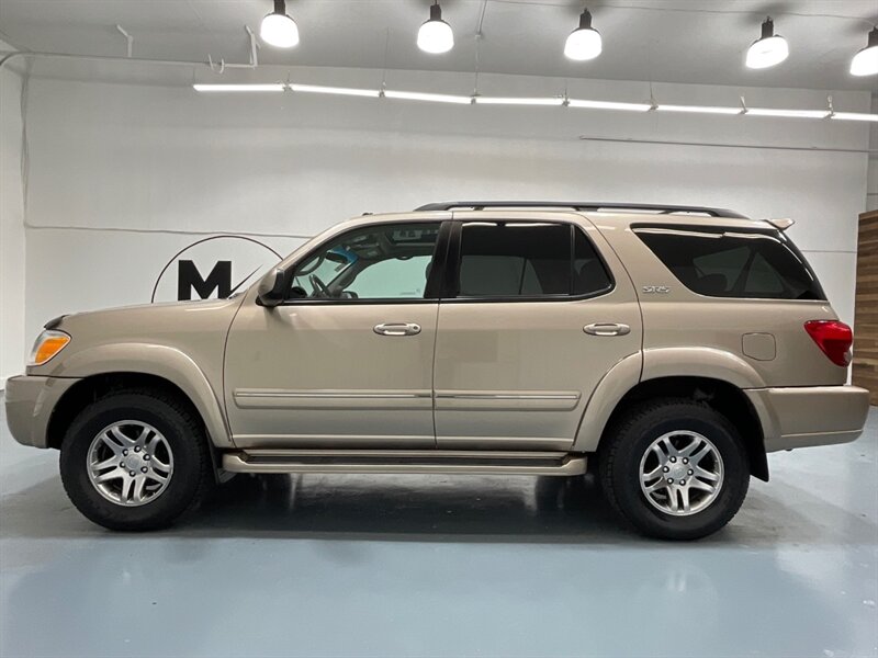 2007 Toyota Sequoia SR5 Sport Utility 4X4 / 4.7L V8 / 3RD ROW SEAT  Leather & Heated Seats / Sunroof / FRESH TIMING BELT + WATER PUMP SERVICE DONE - Photo 3 - Gladstone, OR 97027