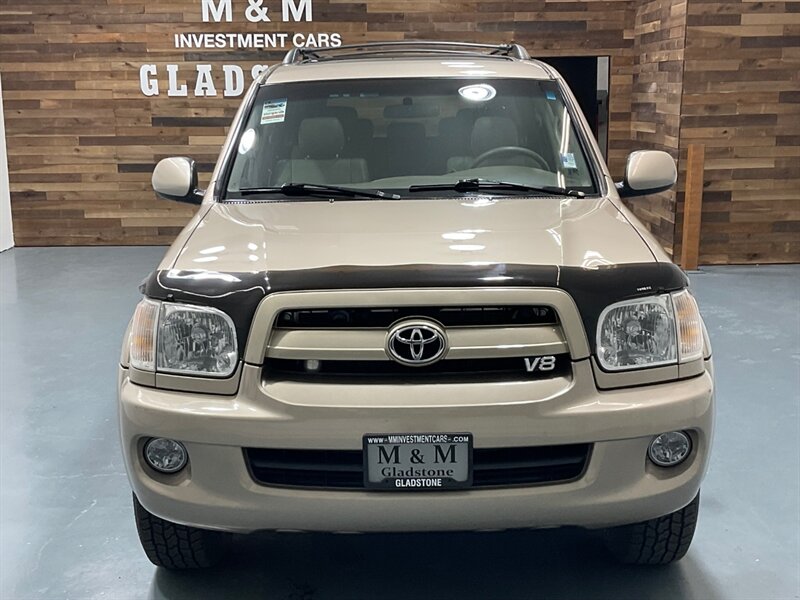 2007 Toyota Sequoia SR5 Sport Utility 4X4 / 4.7L V8 / 3RD ROW SEAT  Leather & Heated Seats / Sunroof / FRESH TIMING BELT + WATER PUMP SERVICE DONE - Photo 5 - Gladstone, OR 97027