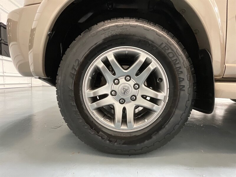 2007 Toyota Sequoia SR5 Sport Utility 4X4 / 4.7L V8 / 3RD ROW SEAT  Leather & Heated Seats / Sunroof / FRESH TIMING BELT + WATER PUMP SERVICE DONE - Photo 23 - Gladstone, OR 97027