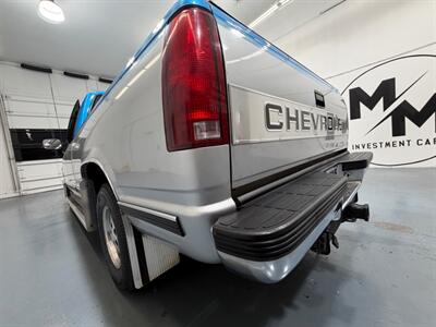 1992 Chevrolet C1500 Series Scottsdale 5.7L V8 / ONLY 84K MILES / BRAND NEW TIRES / ZERO RUST - Photo 50 - Gladstone, OR 97027