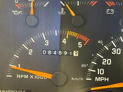 1992 Chevrolet C1500 Series Scottsdale 5.7L V8 / ONLY 84K MILES / BRAND NEW TIRES / ZERO RUST - Photo 45 - Gladstone, OR 97027