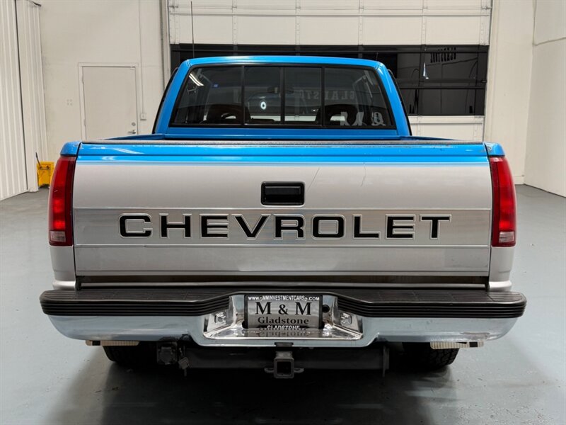 1992 Chevrolet C1500 Series Scottsdale 5.7L V8 / ONLY 84K MILES / BRAND NEW TIRES / ZERO RUST - Photo 6 - Gladstone, OR 97027