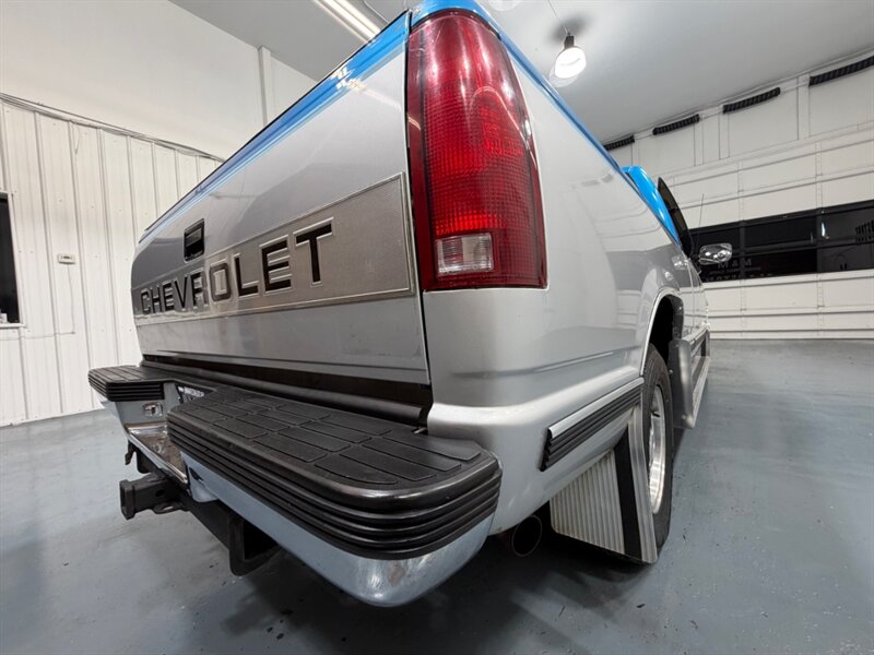 1992 Chevrolet C1500 Series Scottsdale 5.7L V8 / ONLY 84K MILES / BRAND NEW TIRES / ZERO RUST - Photo 51 - Gladstone, OR 97027