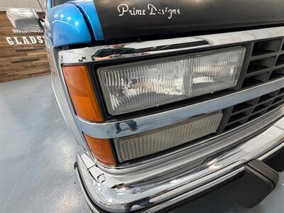 1992 Chevrolet C1500 Series Scottsdale 5.7L V8 / ONLY 84K MILES / BRAND NEW TIRES / ZERO RUST - Photo 26 - Gladstone, OR 97027