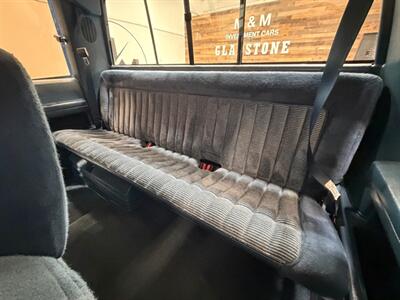 1992 Chevrolet C1500 Series Scottsdale 5.7L V8 / ONLY 84K MILES / BRAND NEW TIRES / ZERO RUST - Photo 13 - Gladstone, OR 97027