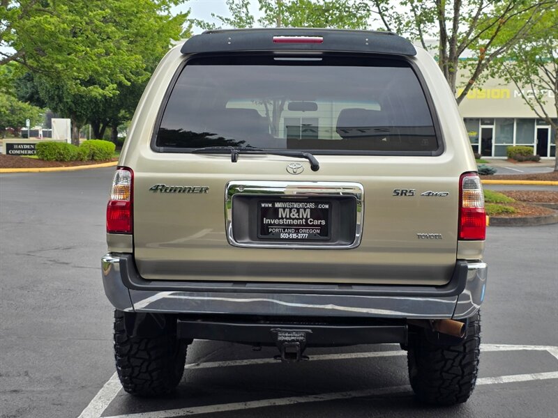 2002 Toyota 4Runner SR5 V6 / 4X4 / DIFF LOCK / TIMING BELT DONE / NEW TIRES / NEW LIFT / 1-OWNER - Photo 6 - Portland, OR 97217