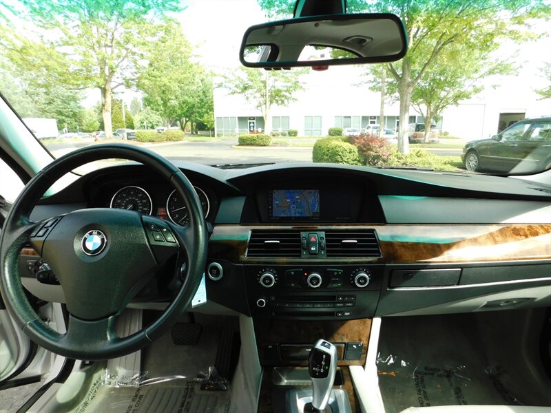 2009 BMW 535i / 6Cyl TWIN TURBO / Leather / Navi / CLEAN   - Photo 35 - Portland, OR 97217