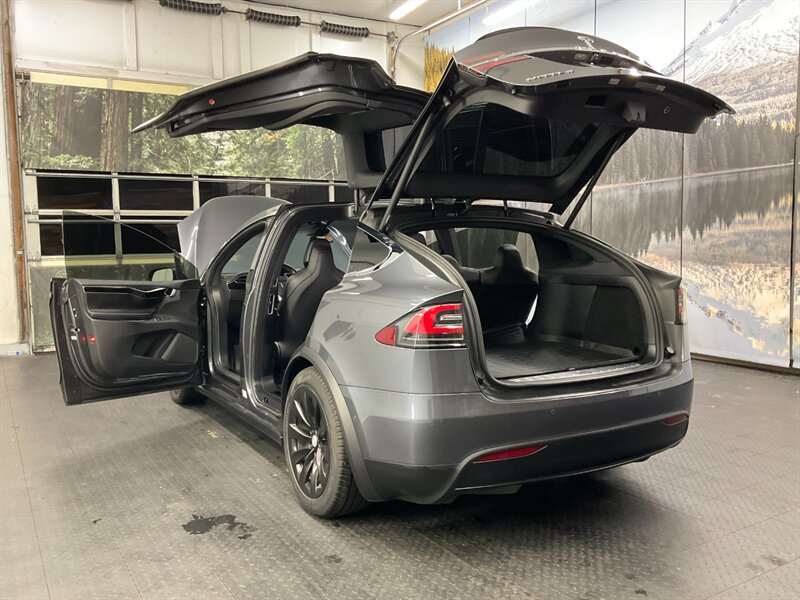 2017 Tesla Model X 100D Sport Utility AWD / Auto Pilot / 1-OWNER  LOCAL ORGON Tesla / Heated Seats / Navi / Auto Pilot / 47,000 MILES - Photo 9 - Gladstone, OR 97027