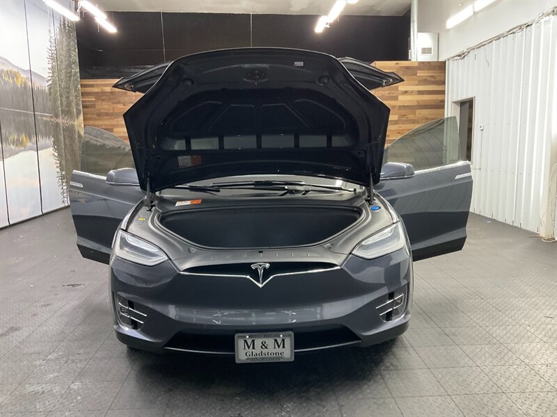 2017 Tesla Model X 100D Sport Utility AWD / Auto Pilot / 1-OWNER  LOCAL ORGON Tesla / Heated Seats / Navi / Auto Pilot / 47,000 MILES - Photo 31 - Gladstone, OR 97027