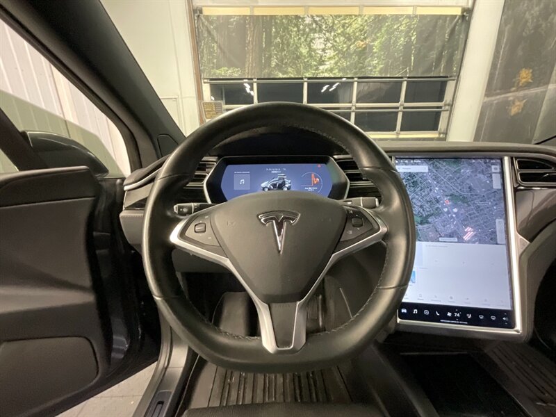 2017 Tesla Model X 100D Sport Utility AWD / Auto Pilot / 1-OWNER  LOCAL ORGON Tesla / Heated Seats / Navi / Auto Pilot / 47,000 MILES - Photo 35 - Gladstone, OR 97027