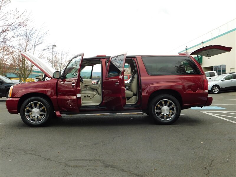 2005 Cadillac Escalade ESV Platinum Edition / AWD / DVDs / LOADED / CLEAN   - Photo 26 - Portland, OR 97217