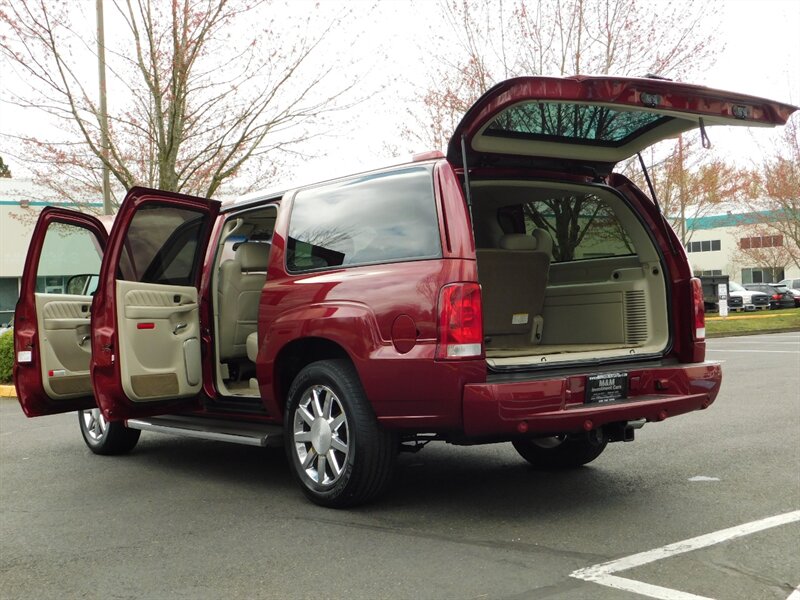 2005 Cadillac Escalade ESV Platinum Edition / AWD / DVDs / LOADED / CLEAN   - Photo 27 - Portland, OR 97217