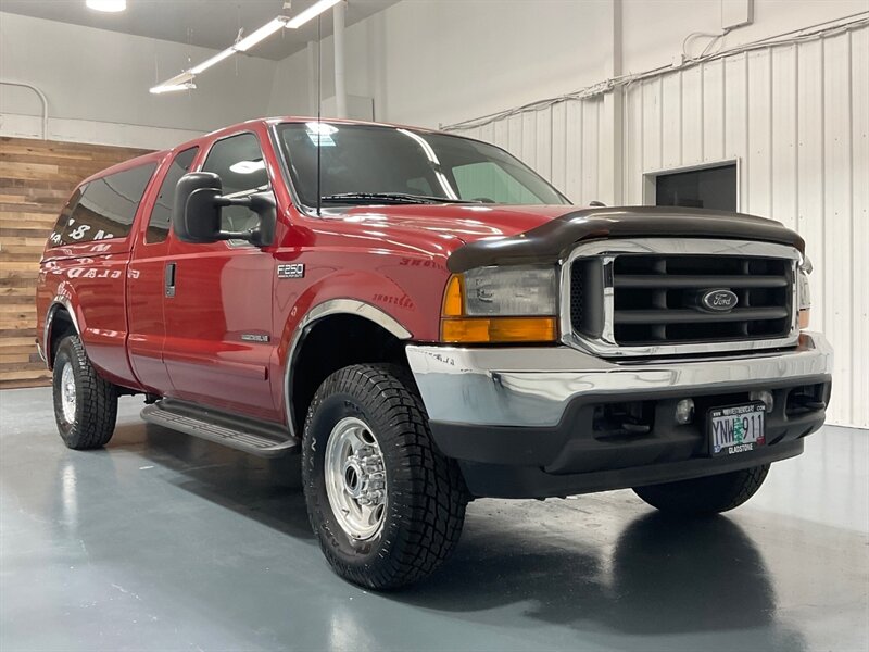 2001 Ford F-250 Lariat 4X4 7.3L DIESEL / 1-OWNER / LOW MILES / NEW TIRES / EXLNT COND / ZERO RUST - Photo 2 - Gladstone, OR 97027
