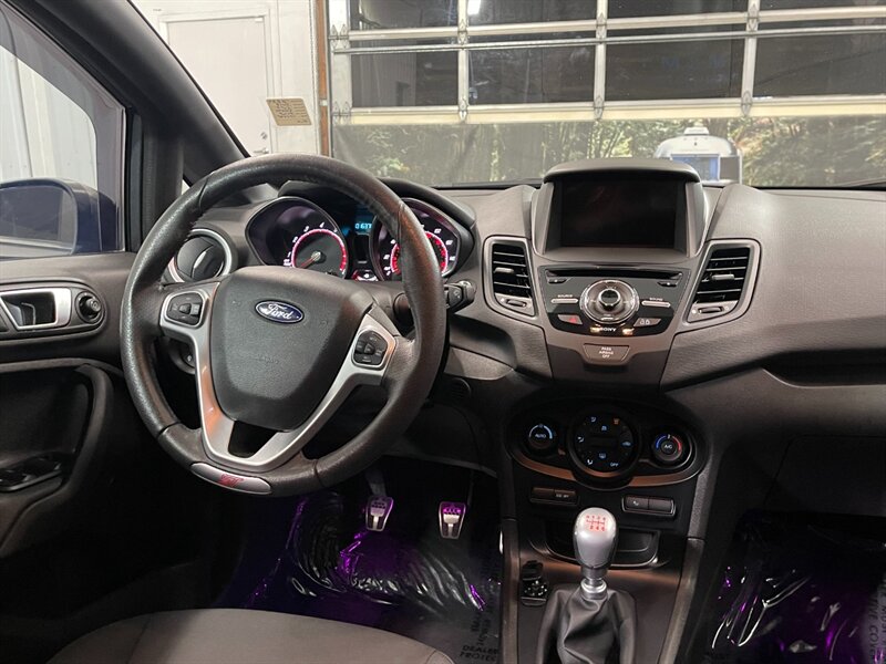 2019 Ford Fiesta ST Hatchback / 4Cyl TURBO / 6-SPEED / 16,000 MILES   - Photo 27 - Gladstone, OR 97027