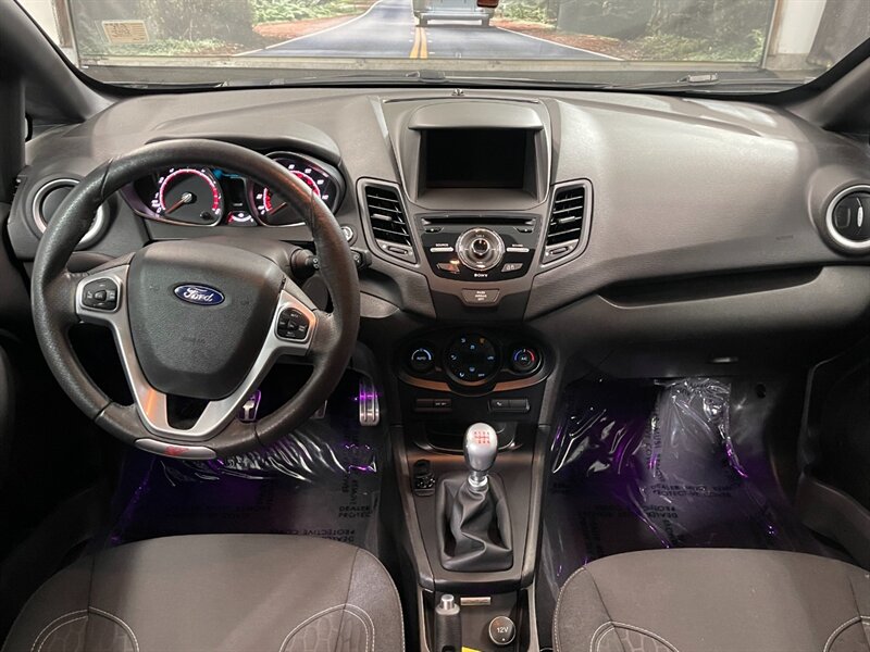 2019 Ford Fiesta ST Hatchback / 4Cyl TURBO / 6-SPEED / 16,000 MILES   - Photo 20 - Gladstone, OR 97027