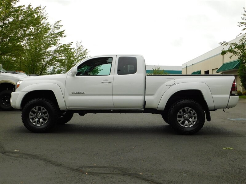 2009 Toyota Tacoma ACCESS CAB 4WD LIFTED W/MUD Only98K Manual Trans.