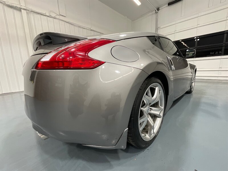 2010 Nissan 370Z Touring Coupe 2Dr / 3.7L V6 / ONLY 45,000 MILES  / LOCAL CAR - Photo 29 - Gladstone, OR 97027