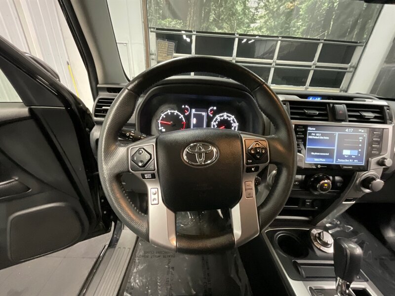 2020 Toyota 4Runner 4x4 SR5 / TRD PRO CUSTOM UPGRADE / LIFTED  TRD PRO SKID PLATE / LEATHER SEATS & HEATED SEATS / NEW LIFT w. NEW FUEL WHEELS & BF GOODRICH TIRES / LUGGAGE RACK / SHARP !! - Photo 29 - Gladstone, OR 97027