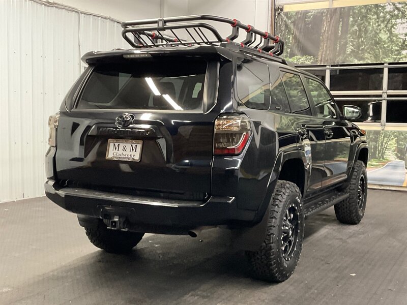 2020 Toyota 4Runner 4x4 SR5 / TRD PRO CUSTOM UPGRADE / LIFTED  TRD PRO SKID PLATE / LEATHER SEATS & HEATED SEATS / NEW LIFT w. NEW FUEL WHEELS & BF GOODRICH TIRES / LUGGAGE RACK / SHARP !! - Photo 11 - Gladstone, OR 97027