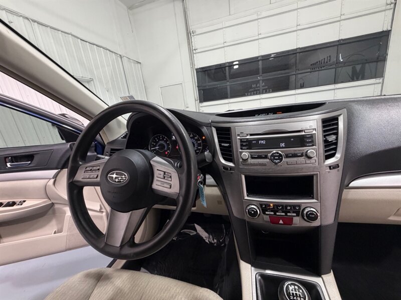 2010 Subaru Legacy 2.5i AWD / SEDAN / NEW TIRES / AUTOMATIC TRANS / RUST FREE - Photo 20 - Gladstone, OR 97027