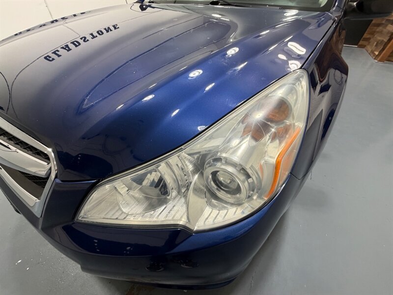 2010 Subaru Legacy 2.5i AWD / SEDAN / NEW TIRES / AUTOMATIC TRANS / RUST FREE - Photo 33 - Gladstone, OR 97027