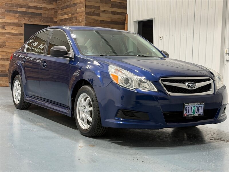 2010 Subaru Legacy 2.5i AWD / SEDAN / NEW TIRES / AUTOMATIC TRANS / RUST FREE - Photo 2 - Gladstone, OR 97027