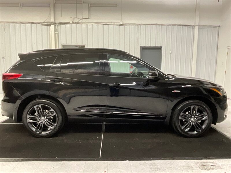 2022 Acura RDX SH-AWD w/A-SPEC / 4 Cyl TURBO / 11,000 MILES  / 1-OWNER LOCAL SUV / Technology Package / Leather / LOADED - Photo 4 - Gladstone, OR 97027