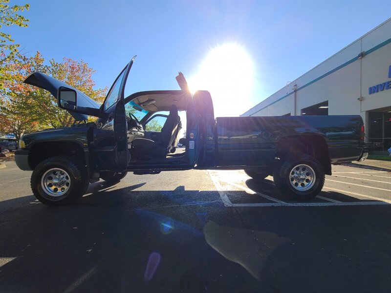 1999 Dodge Ram 2500 Laramie 4X4 / 5.9L CUMMINS DIESEL / LONG BED  / EXCELLENT CONDITION / LOTS OF RECORDS / LOCAL / NO RUST - Photo 20 - Portland, OR 97217