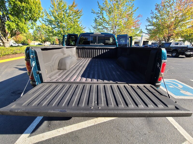 1999 Dodge Ram 2500 Laramie 4X4 / 5.9L CUMMINS DIESEL / LONG BED  / EXCELLENT CONDITION / LOTS OF RECORDS / LOCAL / NO RUST - Photo 22 - Portland, OR 97217