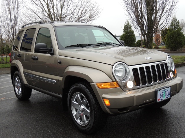 2007 Jeep Liberty Limited   - Photo 2 - Portland, OR 97217