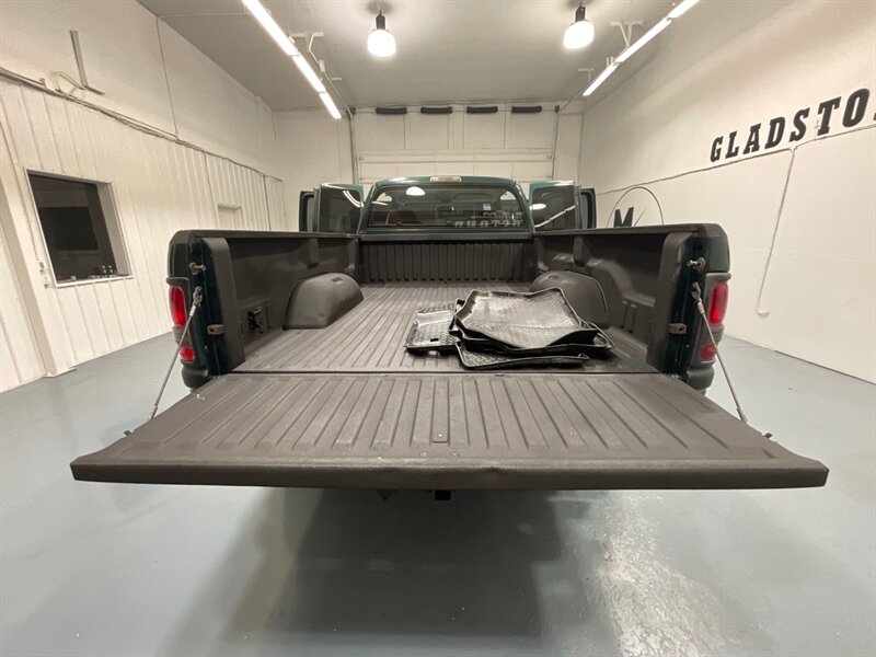 2001 Dodge Ram 2500 SLT Laramie Quad Cab 4X4 / 5.9L DIESEL / 6-SPEED  / Manual / Long bed / ZERO RUST / LIFTED w. NEW WHEELS & TIRES - Photo 9 - Gladstone, OR 97027
