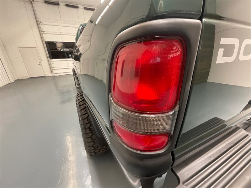 2001 Dodge Ram 2500 SLT Laramie Quad Cab 4X4 / 5.9L DIESEL / 6-SPEED  / Manual / Long bed / ZERO RUST / LIFTED w. NEW WHEELS & TIRES - Photo 28 - Gladstone, OR 97027