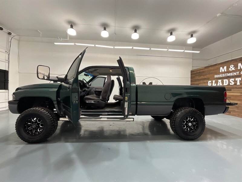 2001 Dodge Ram 2500 SLT Laramie Quad Cab 4X4 / 5.9L DIESEL / 6-SPEED  / Manual / Long bed / ZERO RUST / LIFTED w. NEW WHEELS & TIRES - Photo 12 - Gladstone, OR 97027