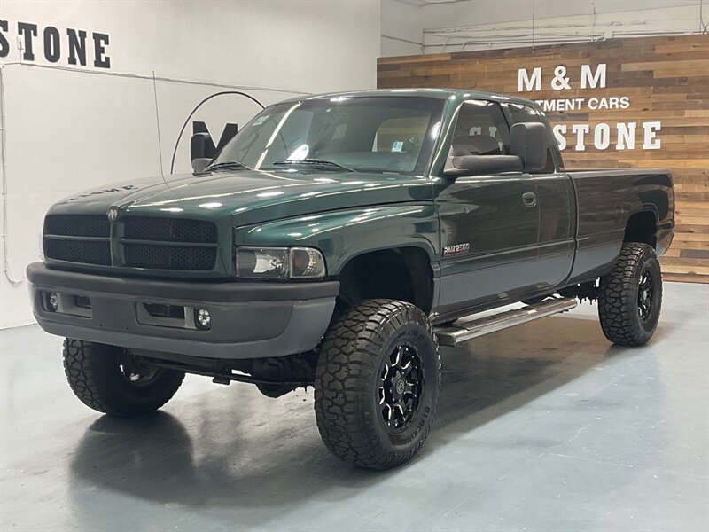 2001 Dodge Ram 2500 SLT Laramie Quad Cab 4X4 / 5.9L DIESEL / 6-SPEED  / Manual / Long bed / ZERO RUST / LIFTED w. NEW WHEELS & TIRES - Photo 1 - Gladstone, OR 97027
