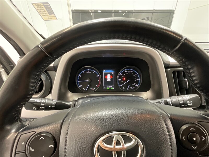 2018 Toyota RAV4 XLE Sport Utility AWD / Blind Spot / 24,000 MILES  / LOCAL ZERO RUST - Photo 47 - Gladstone, OR 97027