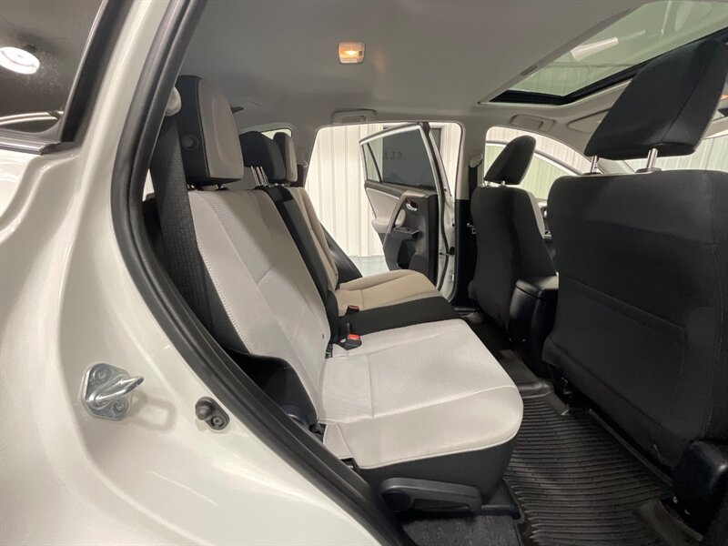 2018 Toyota RAV4 XLE Sport Utility AWD / Blind Spot / 24,000 MILES  / LOCAL ZERO RUST - Photo 14 - Gladstone, OR 97027