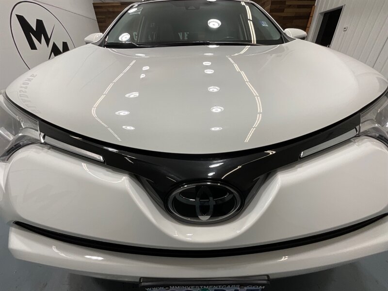 2018 Toyota RAV4 XLE Sport Utility AWD / Blind Spot / 24,000 MILES  / LOCAL ZERO RUST - Photo 30 - Gladstone, OR 97027