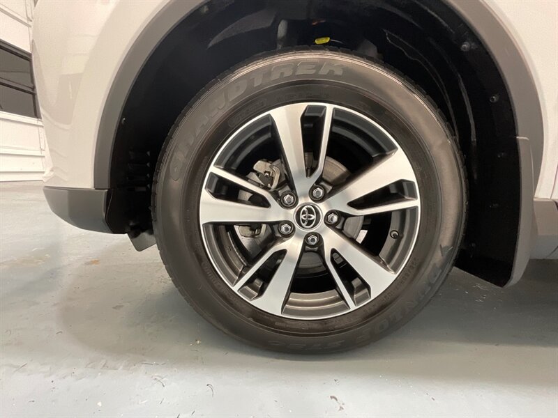 2018 Toyota RAV4 XLE Sport Utility AWD / Blind Spot / 24,000 MILES  / LOCAL ZERO RUST - Photo 22 - Gladstone, OR 97027