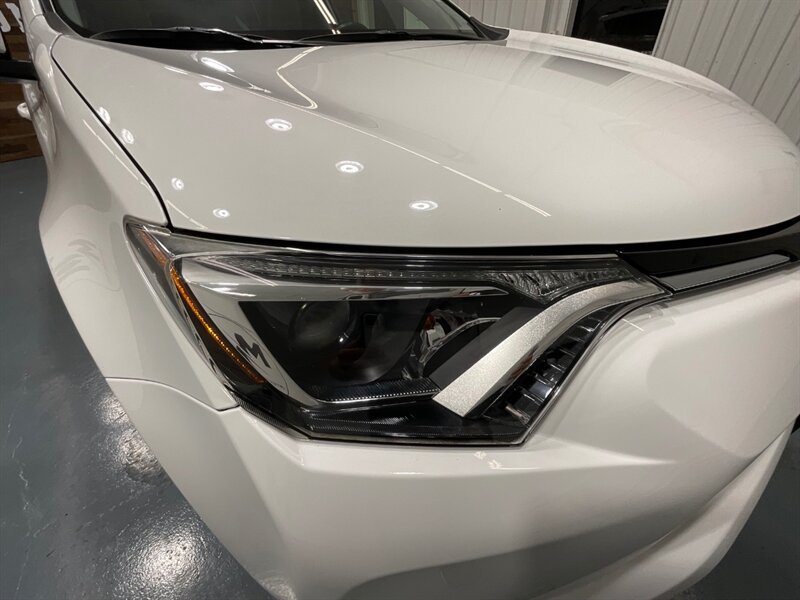 2018 Toyota RAV4 XLE Sport Utility AWD / Blind Spot / 24,000 MILES  / LOCAL ZERO RUST - Photo 27 - Gladstone, OR 97027