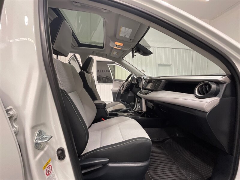 2018 Toyota RAV4 XLE Sport Utility AWD / Blind Spot / 24,000 MILES  / LOCAL ZERO RUST - Photo 15 - Gladstone, OR 97027