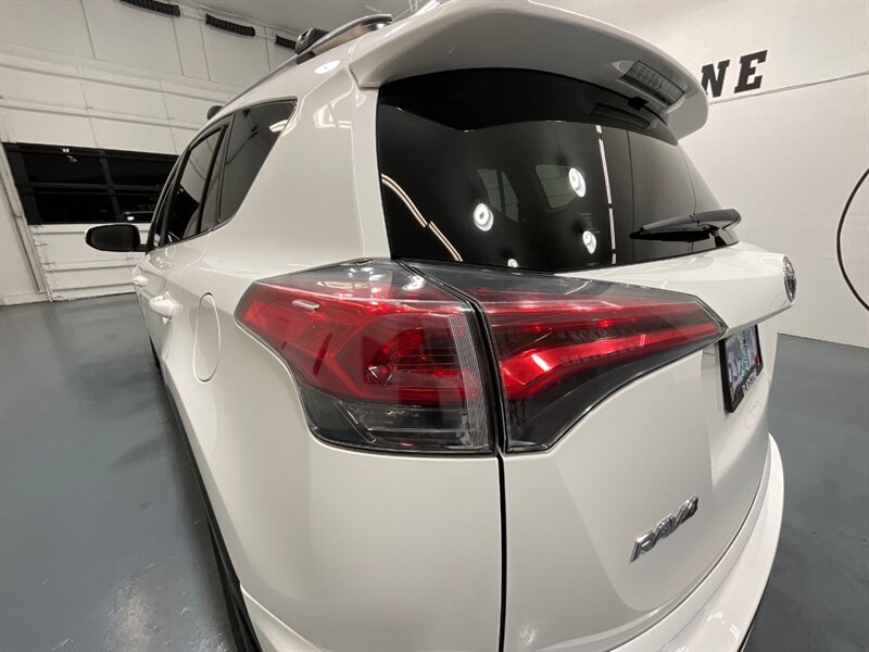 2018 Toyota RAV4 XLE Sport Utility AWD / Blind Spot / 24,000 MILES  / LOCAL ZERO RUST - Photo 28 - Gladstone, OR 97027