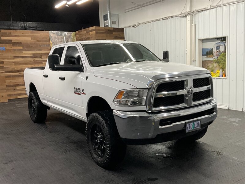 2014 RAM 2500 Crew Cab 4X4 / 6.7L CUMMINS DIESEL / LOCAL OREGON  LEVELED w/ 35 " TIRES & 20 " FUEL WHEELS / RUST FREE / SHARP & CLEAN !! - Photo 2 - Gladstone, OR 97027