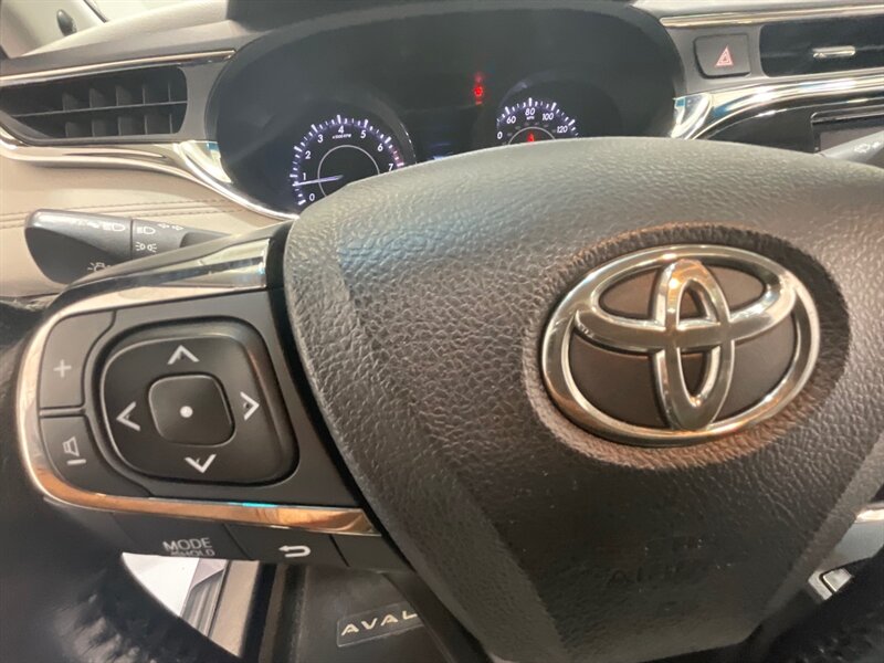 2014 Toyota Avalon XLE Premium/ 3.5L V6 / Leather Heated Seats  / LOCAL CAR / Zero Rust / Backup Camera & Sunroof - Photo 40 - Gladstone, OR 97027