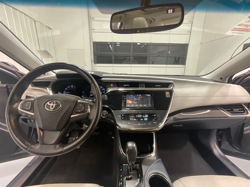 2014 Toyota Avalon XLE Premium/ 3.5L V6 / Leather Heated Seats  / LOCAL CAR / Zero Rust / Backup Camera & Sunroof - Photo 36 - Gladstone, OR 97027