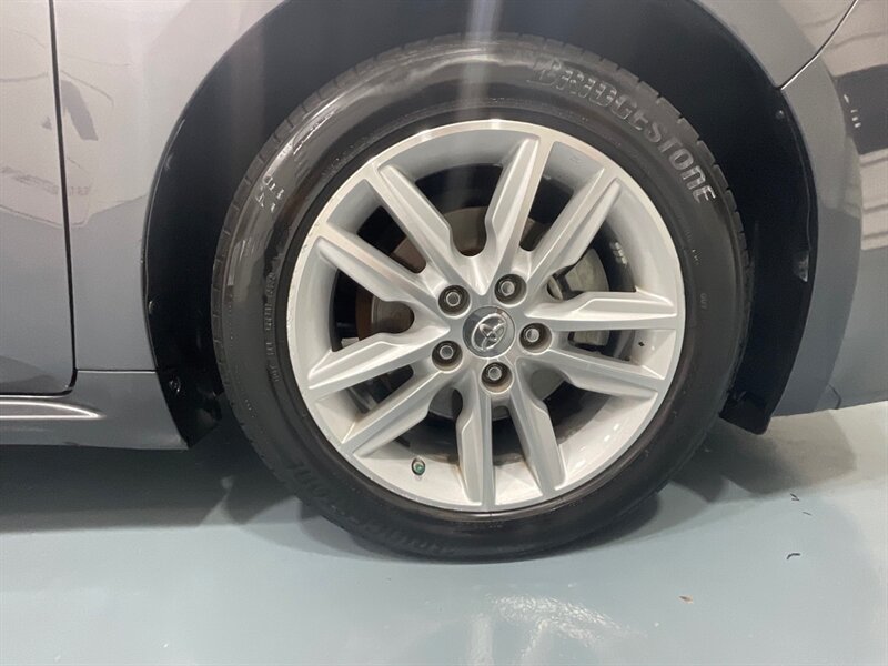 2014 Toyota Avalon XLE Premium/ 3.5L V6 / Leather Heated Seats  / LOCAL CAR / Zero Rust / Backup Camera & Sunroof - Photo 23 - Gladstone, OR 97027