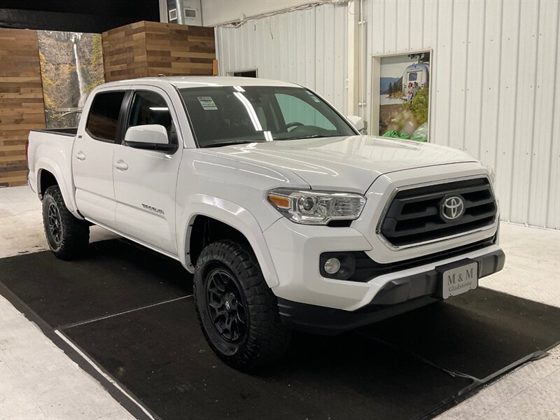 2020 Toyota Tacoma SR5 V6 4X4 / Technology Pkg / 1-OWNER LOCAL  / 39K MILES - Photo 2 - Gladstone, OR 97027