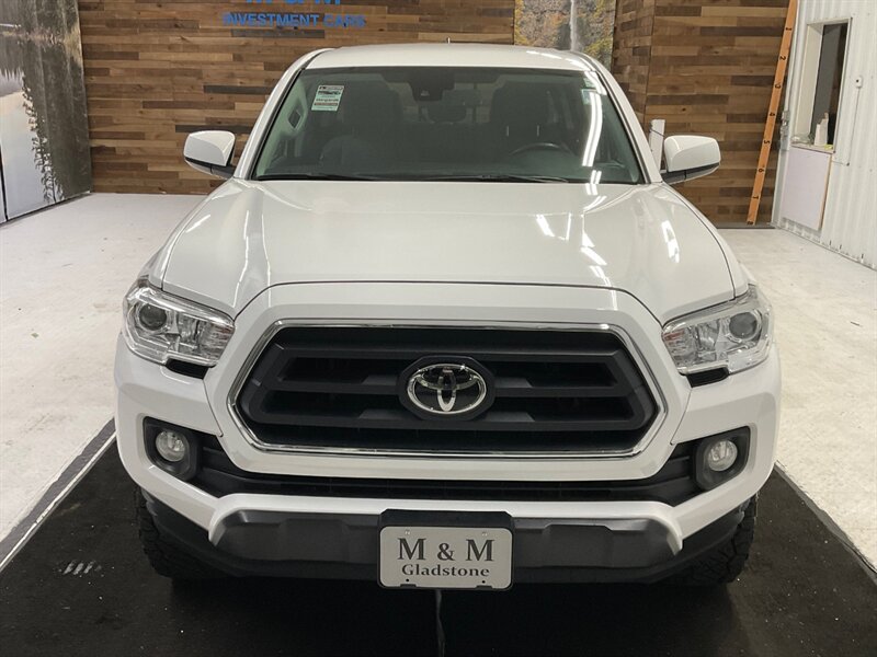 2020 Toyota Tacoma SR5 V6 4X4 / Technology Pkg / 1-OWNER LOCAL  / 39K MILES - Photo 5 - Gladstone, OR 97027