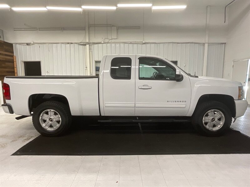 2013 Chevrolet Silverado 1500 LTZ 4X4 / 5.3L V8 / Leather & Heated Seats / LOCAL  / RUST FREE / Excellent Cond - Photo 4 - Gladstone, OR 97027