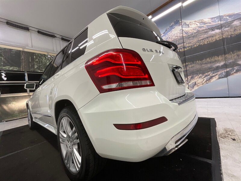 2013 Mercedes-Benz GLK 350 4MATIC AWD / PANO ROOF / NAVI & CAM  / LOCAL OREGON SUV / Leather & Heated Seats - Photo 26 - Gladstone, OR 97027