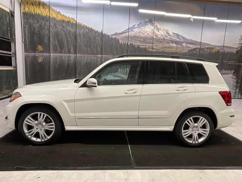 2013 Mercedes-Benz GLK 350 4MATIC AWD / PANO ROOF / NAVI & CAM  / LOCAL OREGON SUV / Leather & Heated Seats - Photo 3 - Gladstone, OR 97027